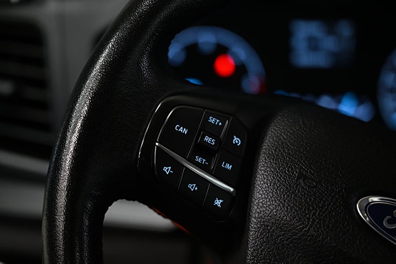 Ford Transit 25 of 30