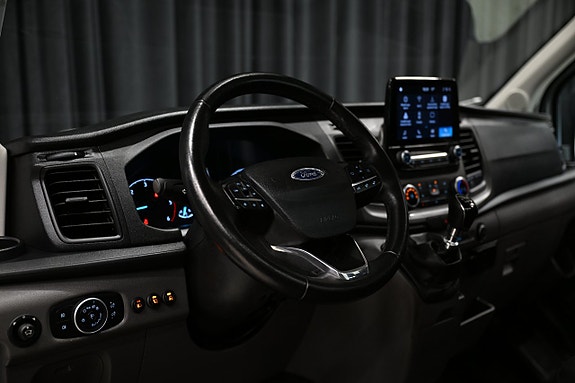 Ford Transit 15 of 30