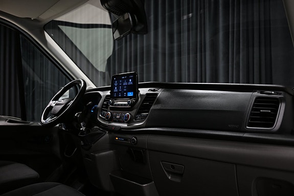 Ford Transit 24 of 30