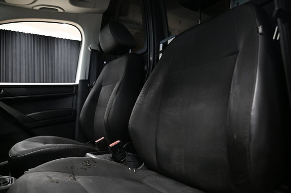 Volkswagen Caddy Maxi 25 of 30