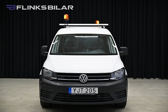 Volkswagen Caddy Maxi 17 of 30