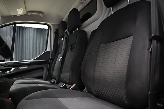 Ford Transit Custom 24 of 30