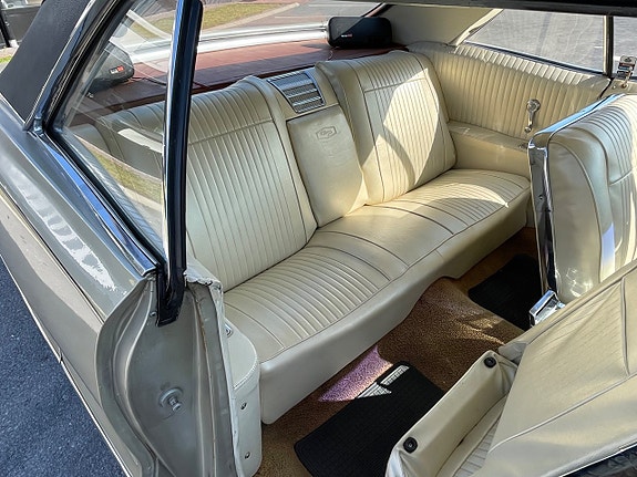Pontiac Grand Prix 13 of 18