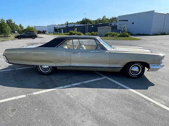 Pontiac Grand Prix 4 of 18