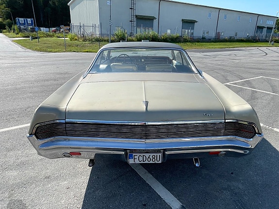 Pontiac Grand Prix 6 of 18