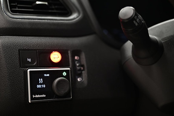 Nissan NV400 15 of 29