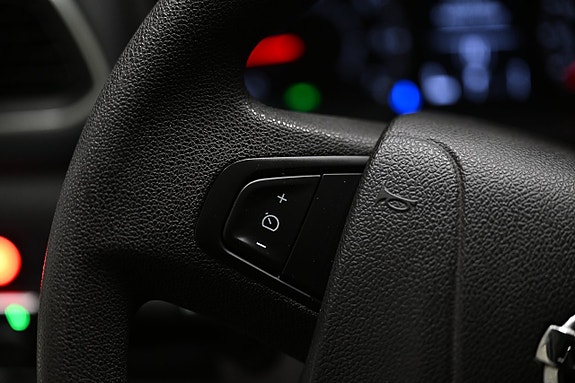 Nissan NV400 25 of 29