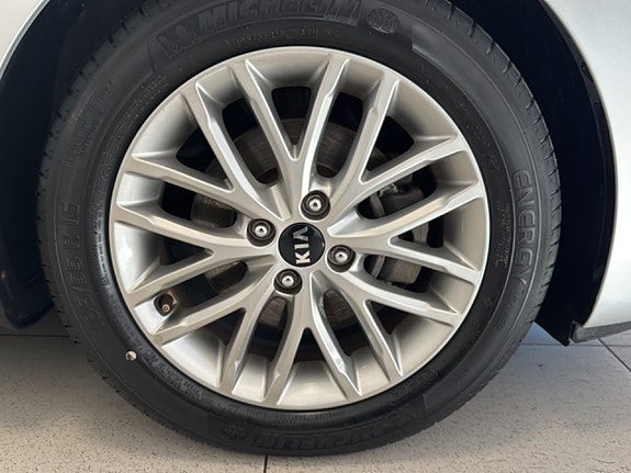 Kia Rio 15 of 19