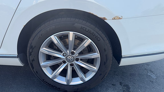 Volkswagen Passat 7 of 9