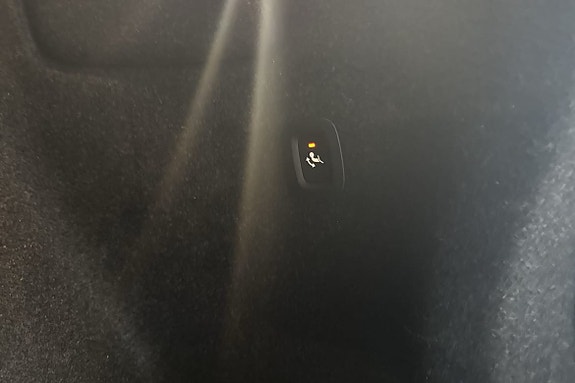 Volvo EX40 14 of 14