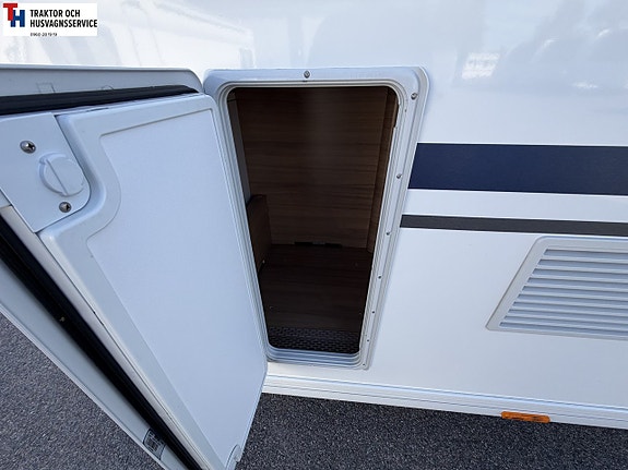 Adria ALPINA 663 HT med Takmarkis, Solceller, AC -20 8 of 21