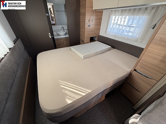 Adria ALPINA 663 HT med Takmarkis, Solceller, AC -20 16 of 21