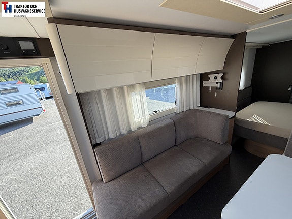 Adria ALPINA 663 HT med Takmarkis, Solceller, AC -20 14 of 21