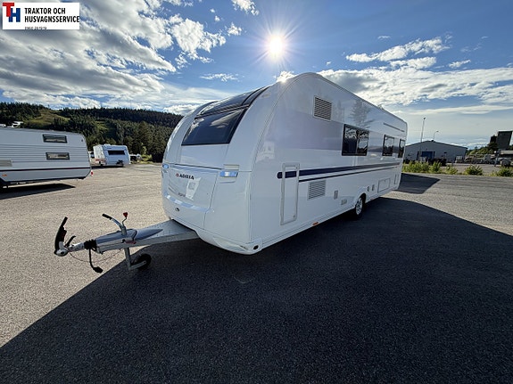 Adria ALPINA 663 HT med Takmarkis, Solceller, AC -20 7 of 21