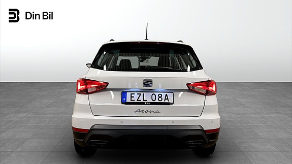Seat Arona 5 of 18