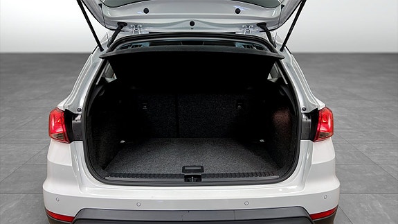 Seat Arona 12 of 18