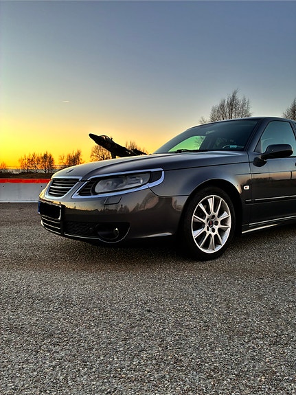 Saab 9-5 2 of 3