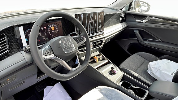 Volkswagen Tiguan 7 of 13