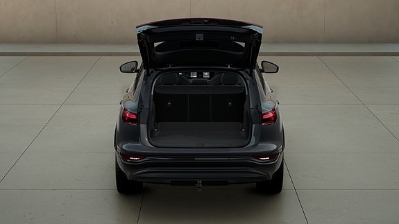 Audi Q6 e-tron 6 of 11