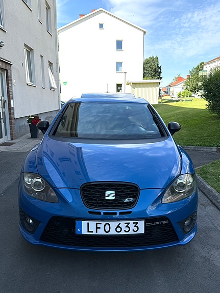 Seat Leon 2 of 12