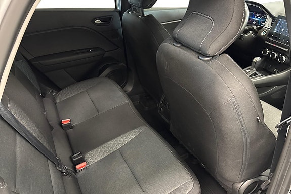Renault Captur 11 of 17