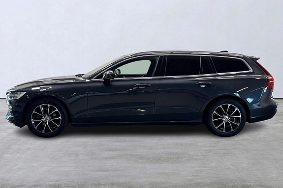 Volvo V60 2 of 5