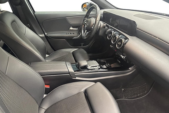 Mercedes-Benz A250 10 of 20