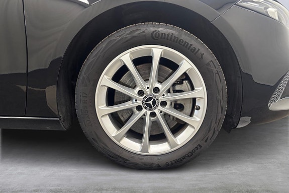 Mercedes-Benz A250 14 of 20