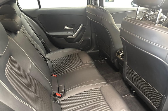 Mercedes-Benz A250 11 of 20
