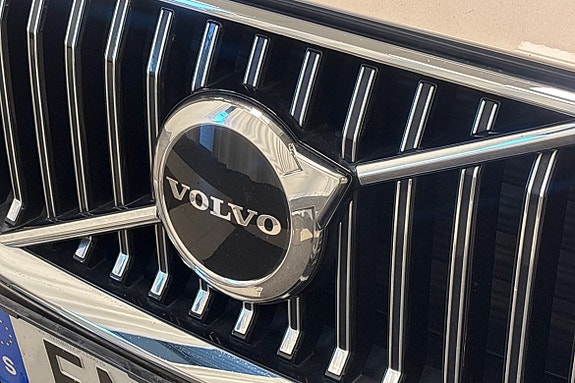 Volvo XC60 22 of 26