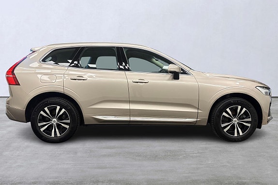 Volvo XC60 3 of 5
