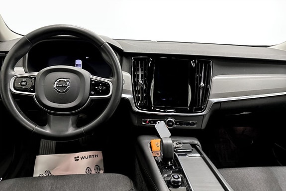 Volvo V90 4 of 5
