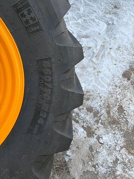 Michelin 460/70R24 kompletta 3 of 5