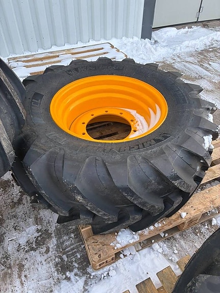 Michelin 460/70R24 kompletta 5 of 5