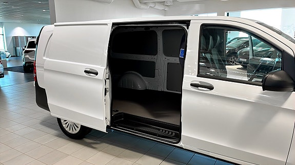 Mercedes-Benz Vito 114 11 of 12