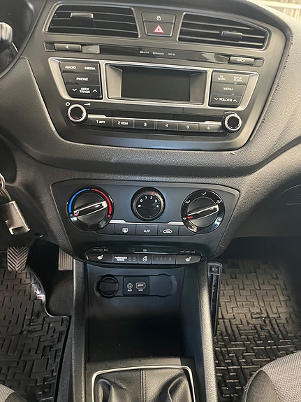 Hyundai i20 17 of 17