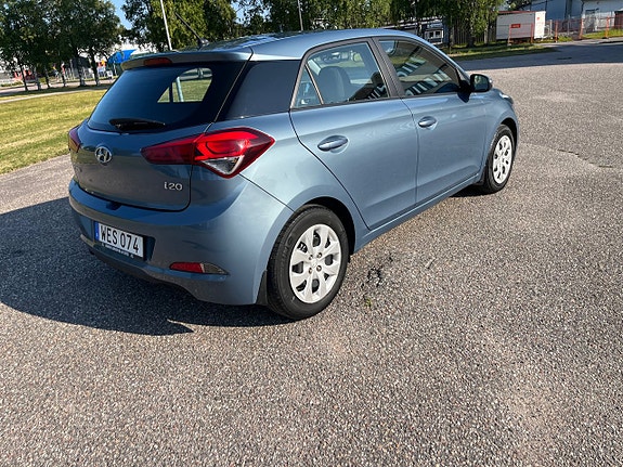 Hyundai i20 5 of 17