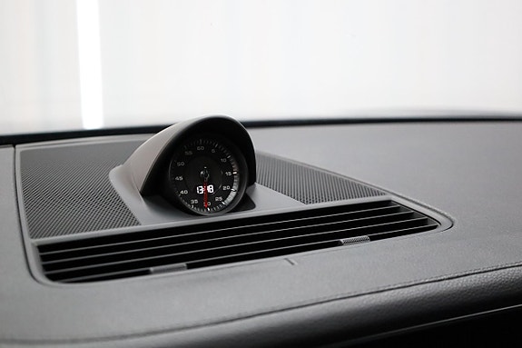 Porsche Panamera 4 23 of 27
