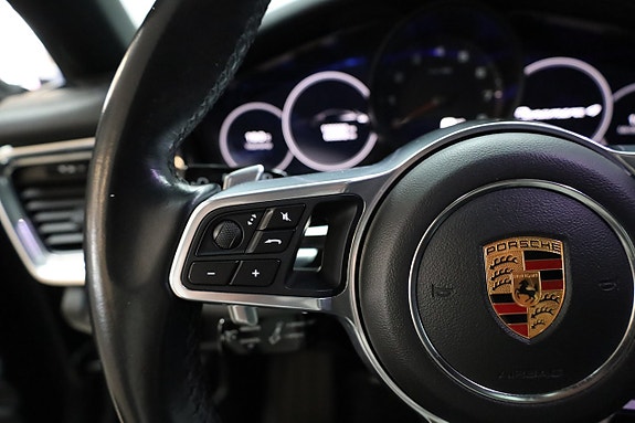 Porsche Panamera 4 21 of 27