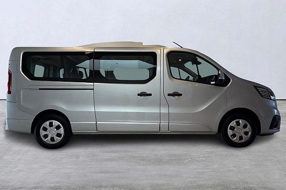 Renault Trafic 6 of 16