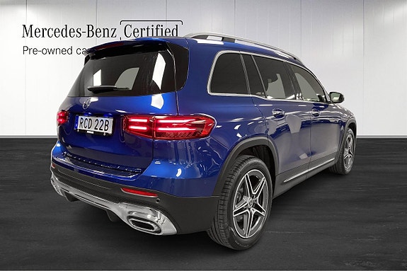 Mercedes-Benz GLB200 3 of 5