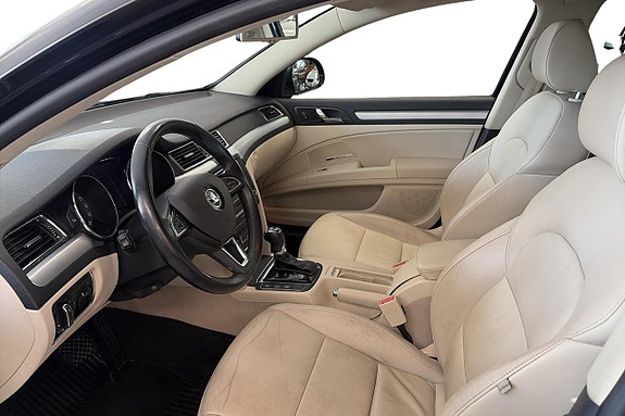 Skoda Superb 9 of 20