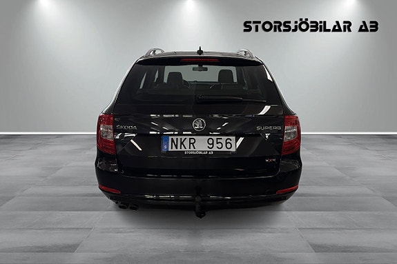 Skoda Superb 4 of 5