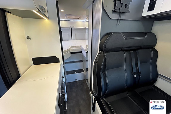 Pilote V630J 11 of 19
