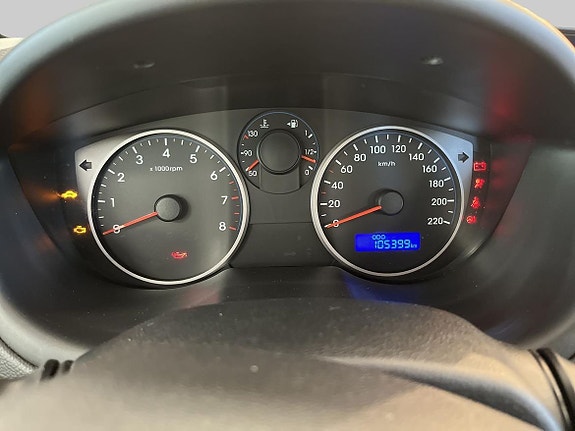 Hyundai i20 12 of 16