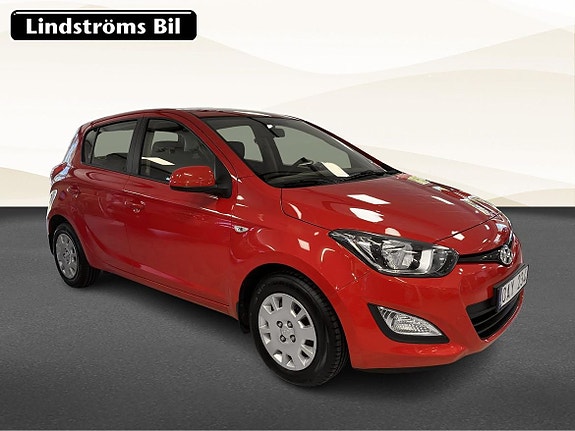Hyundai i20 2 of 5