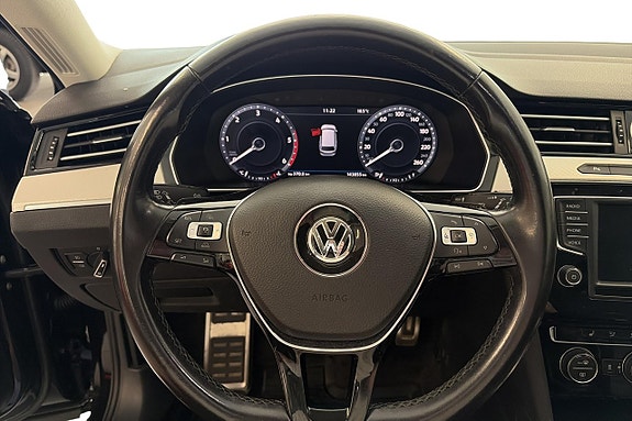 Volkswagen Passat Alltrack 17 of 20