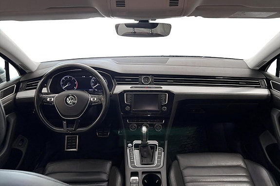 Volkswagen Passat Alltrack 11 of 20