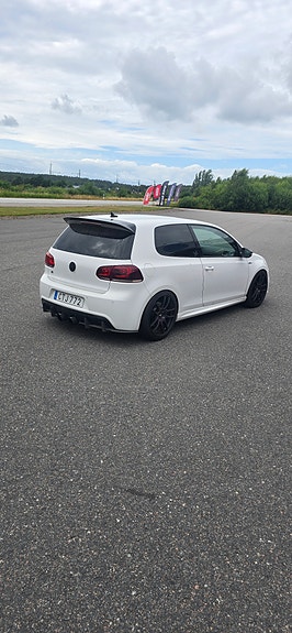 Volkswagen Golf VI 2 of 16
