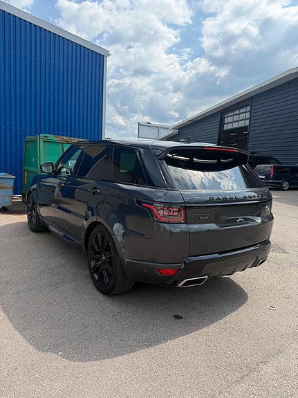 Land Rover Range Rover Sport 4 of 4